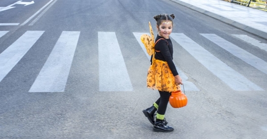 Halloween Safety Tips For Drivers And Trick-or-Treaters